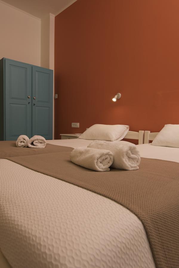 Niki Rooms Palaiochora Exterior photo